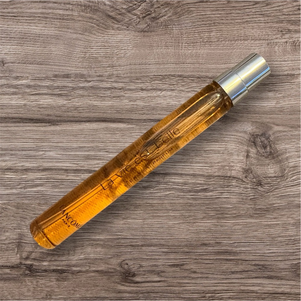 🔥Lancome La Vie Est Belle .34 oz/10 ml L'Eau de Parfum Spray Travel Size NWOB - Picture 2 of 2